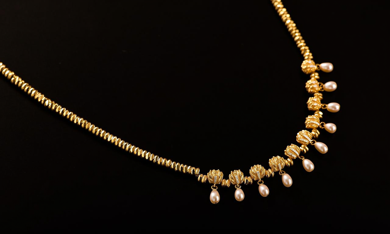 金项链圆珠图片